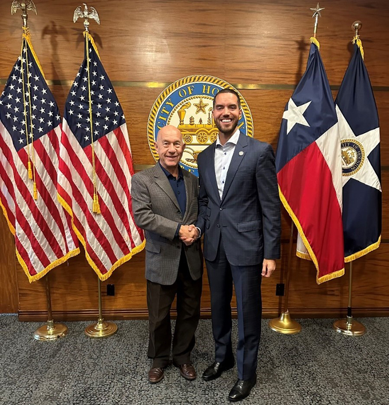 Mayor Whitmire and Controller Hollins