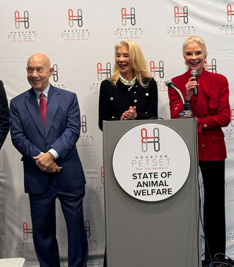 Mayor Whitmire with Tama Lundquist and Tena Faust