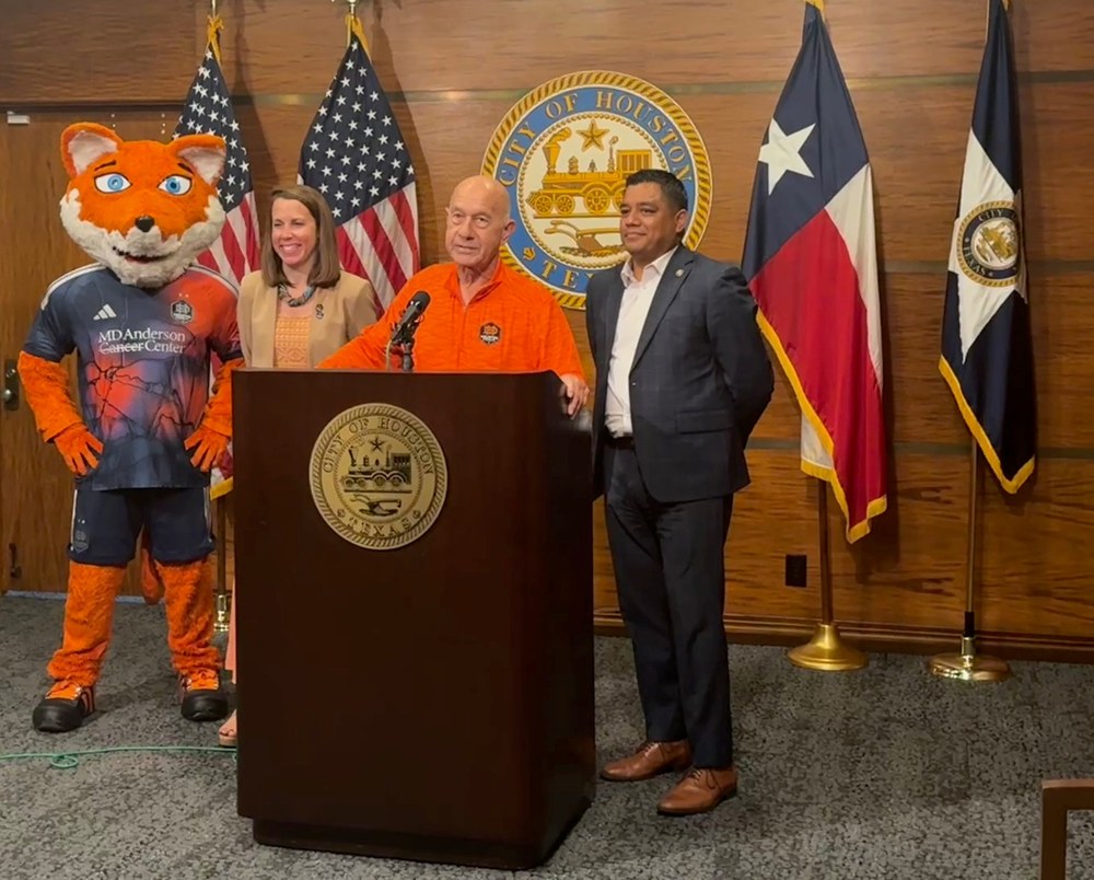 Mayor John Whitmire announces the ticket giveaway with Houston Dynamo FC and Houston Dash at the July 23, 2026 news conference