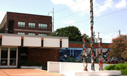 Fonde Totem Poles